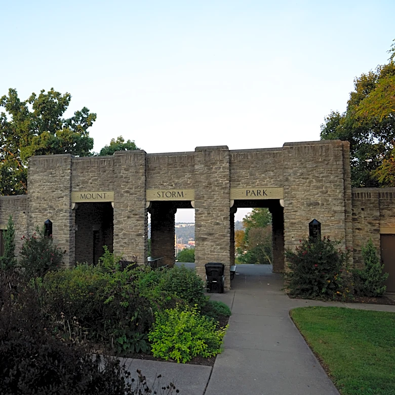 Owners of struggling Clifton Market sell land for city park expansion