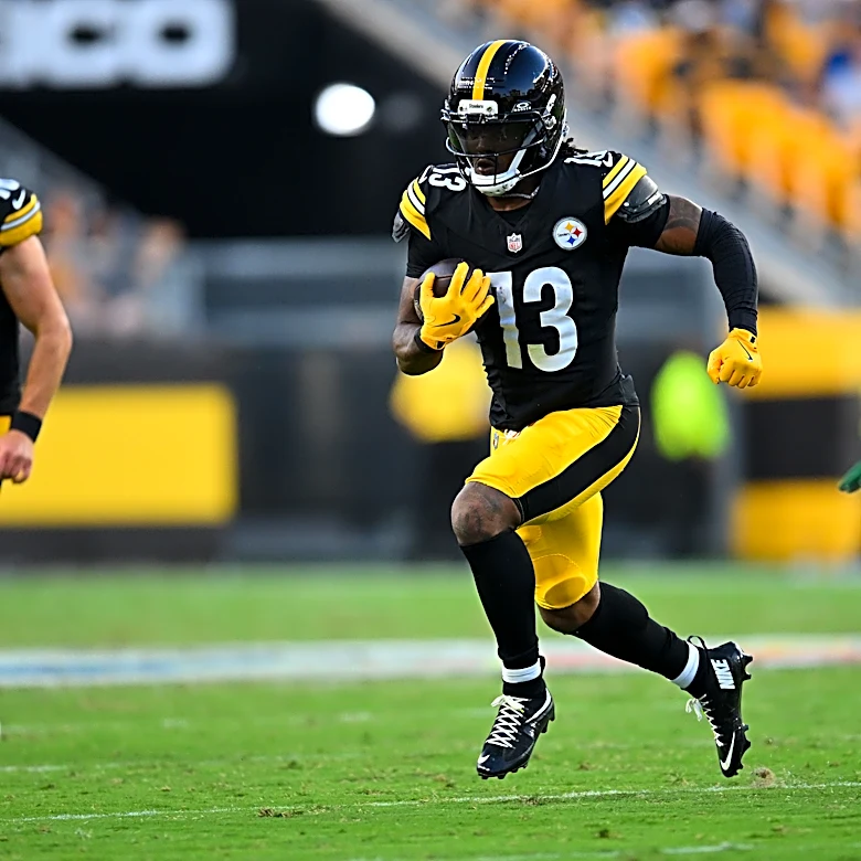 Two running backs, starting WR on Steelers' injury report vs Bengals