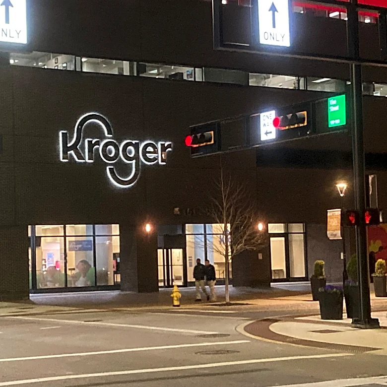 Kroger tests return to 24-hour service