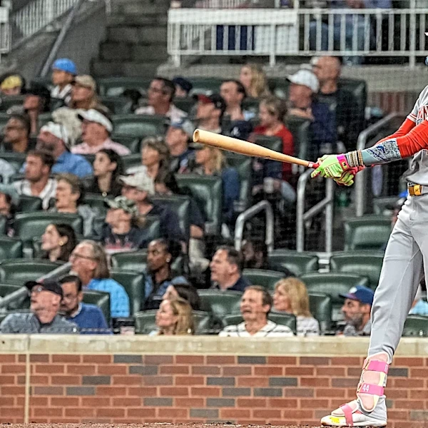 Reds' Elly De La Cruz gets 30th HR, needs 1 steal in 3 games for 30-30