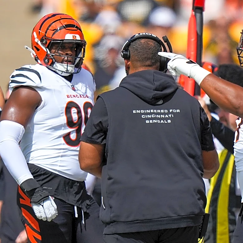 Bengals self-implode in first loss of season at Steelers