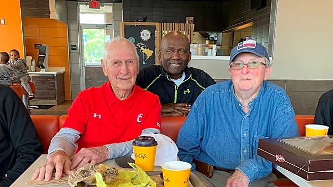Tay Baker dies at 99, uniquely coached UC Bearcats, Xavier Musketeers