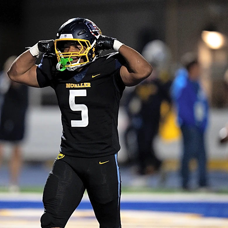 Moeller moves into bye position in Division I after win over Elder