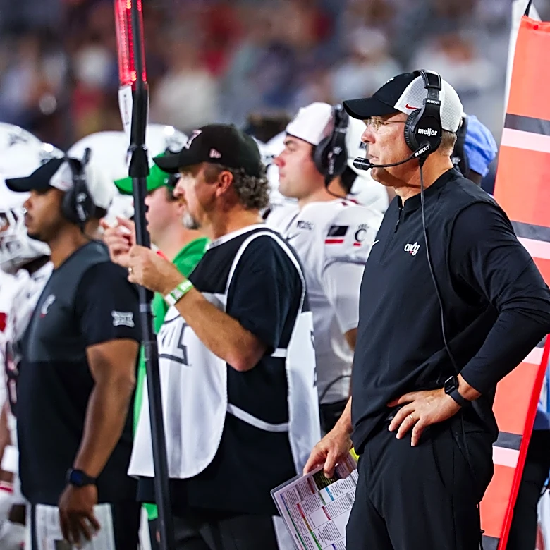Long, hard stretch of games ahead for Cincinnati Bearcats football