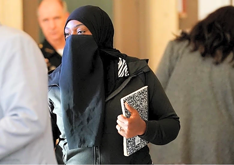 Woman who filmed prospective juror in Rodney Hinton trial found in contempt