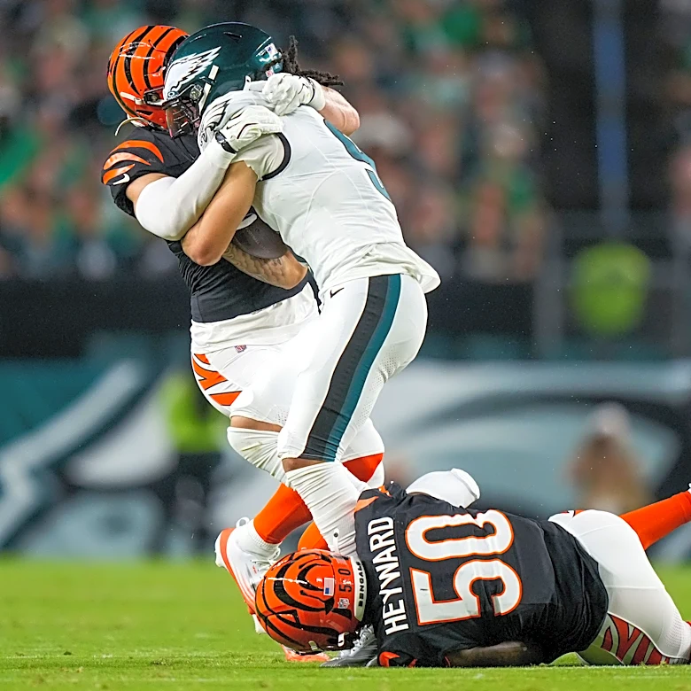 Bengals LB Swayze Bozeman injured vs Dolphins in NFL Week 5