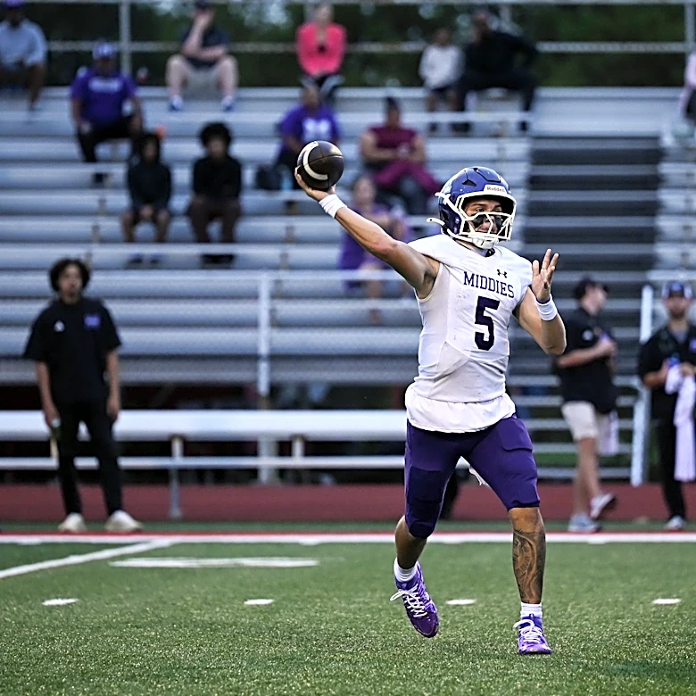 Middletown quarterback files injunction vs. OHSAA to remain eligible