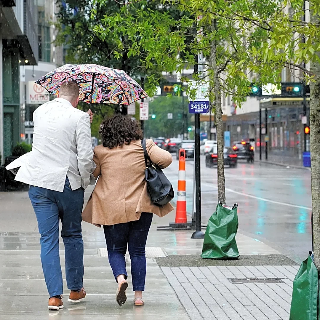 Cincinnati shatters a 98-year-old heat record, braces for storms, frost