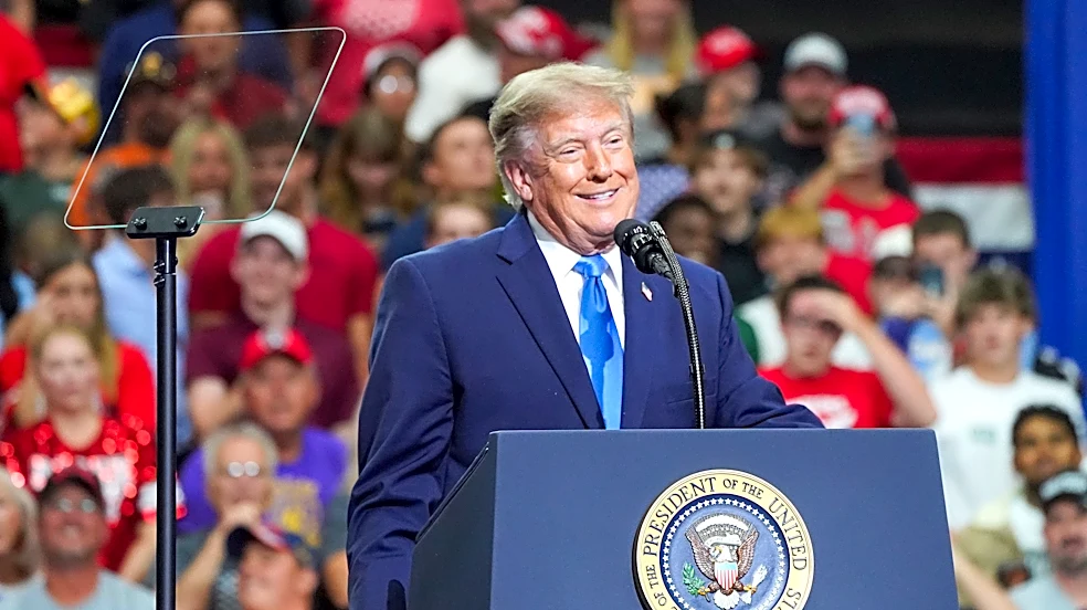 President Trump holds midterm rally in Highland Heights, Kentucky