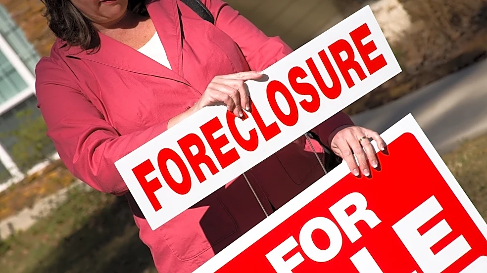 Ohio has worst places in nation for 'zombie foreclosures,' report finds