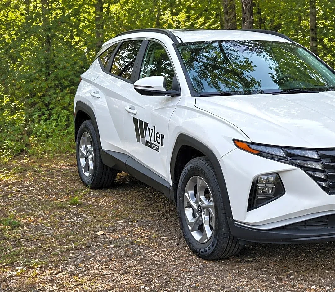 Jeff Wyler donates Hyundai Tucson for automotive training