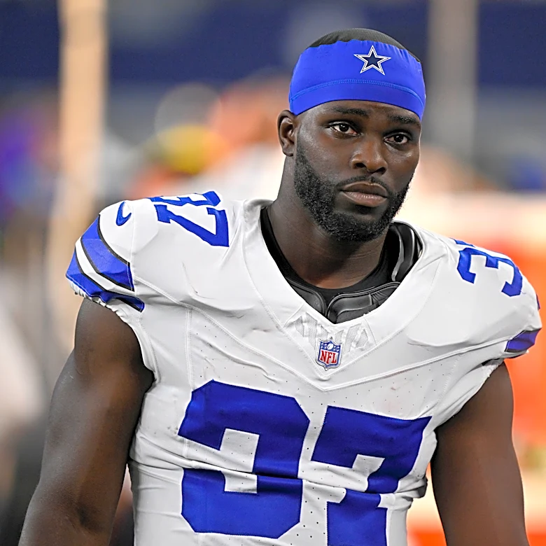 Former Clemson star running back waived by the Dallas Cowboys