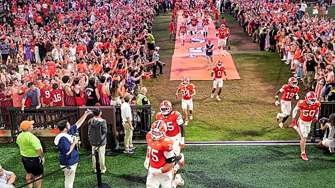 Clemson quarterback expect to miss at least a game, freshman to start