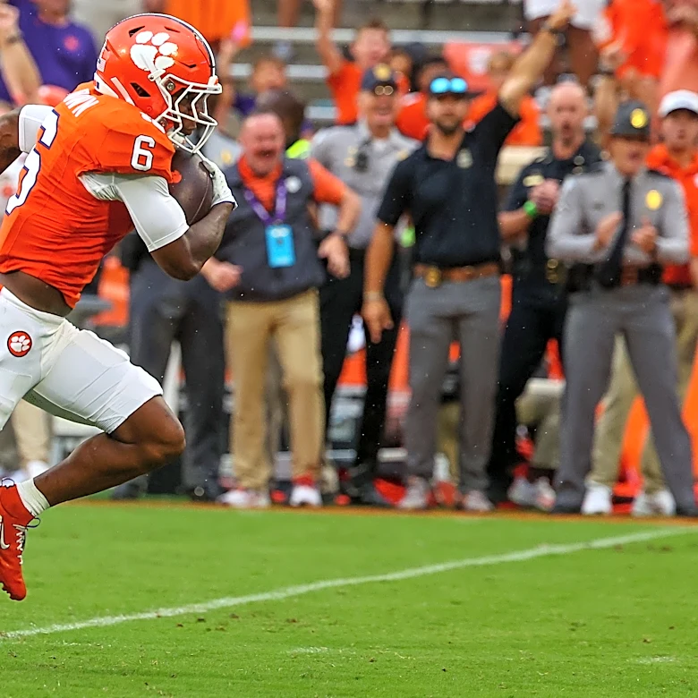 Clemson football receives votes in US LBM Coaches Poll after UNC win