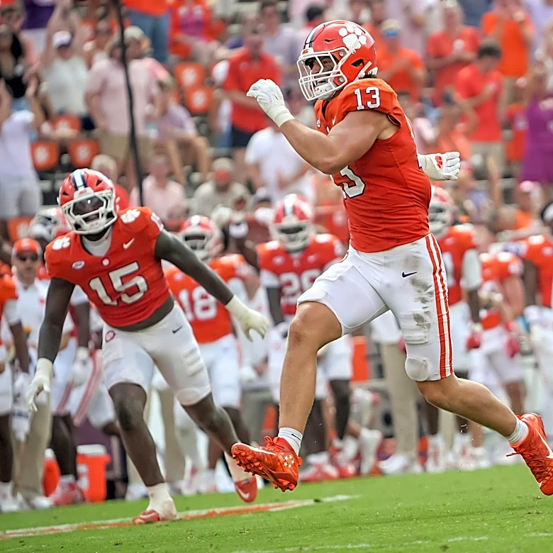 Two Clemson football players early weekly ACC honors after UNC win