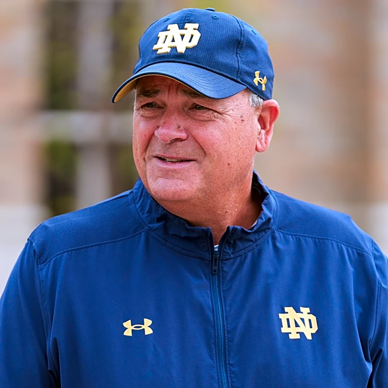 Notre Dame remains loyal to ground game despite losing two RBs to NFL