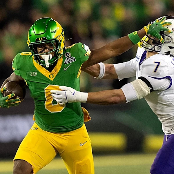 Oregon's offense suffers a major loss ahead of 2026 season