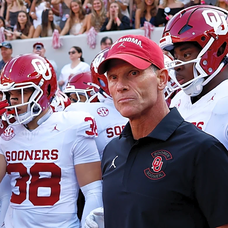 Oklahoma Sooners sign Brent Venables to contract extension