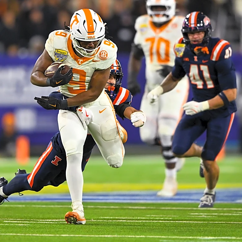 Furman vs. Tennessee: Week 1 Betting Odds, Prediction