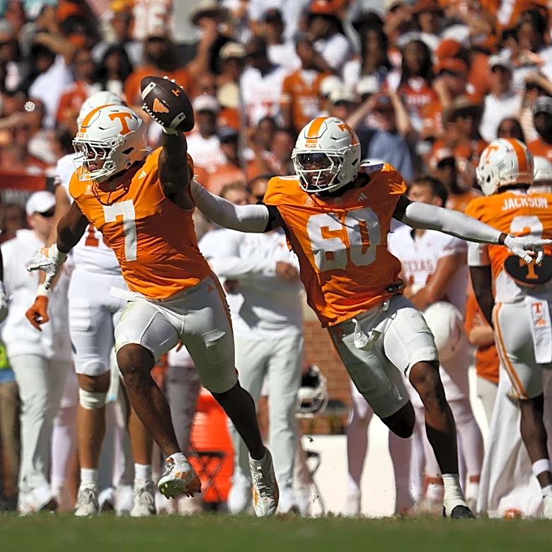 SEC issues statement about illegal onside kick in Tennessee-Texas