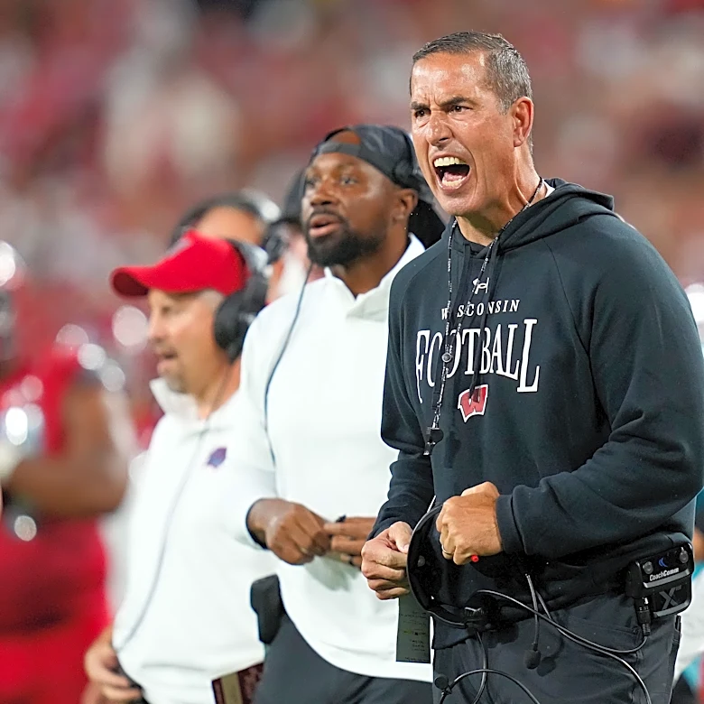 Wisconsin Badgers land commitment from five-star edge rusher