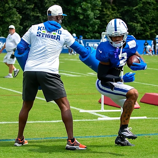 ESPN analyst names Colts WR as late-round target in fantasy football