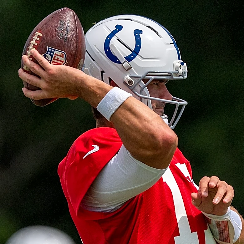 Colts' QB Daniel Jones delivers impressive day of practice