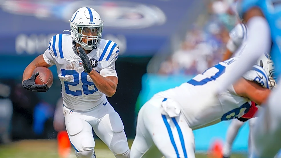 ESPN predicts Titans slow Colts' RB Jonathan Taylor