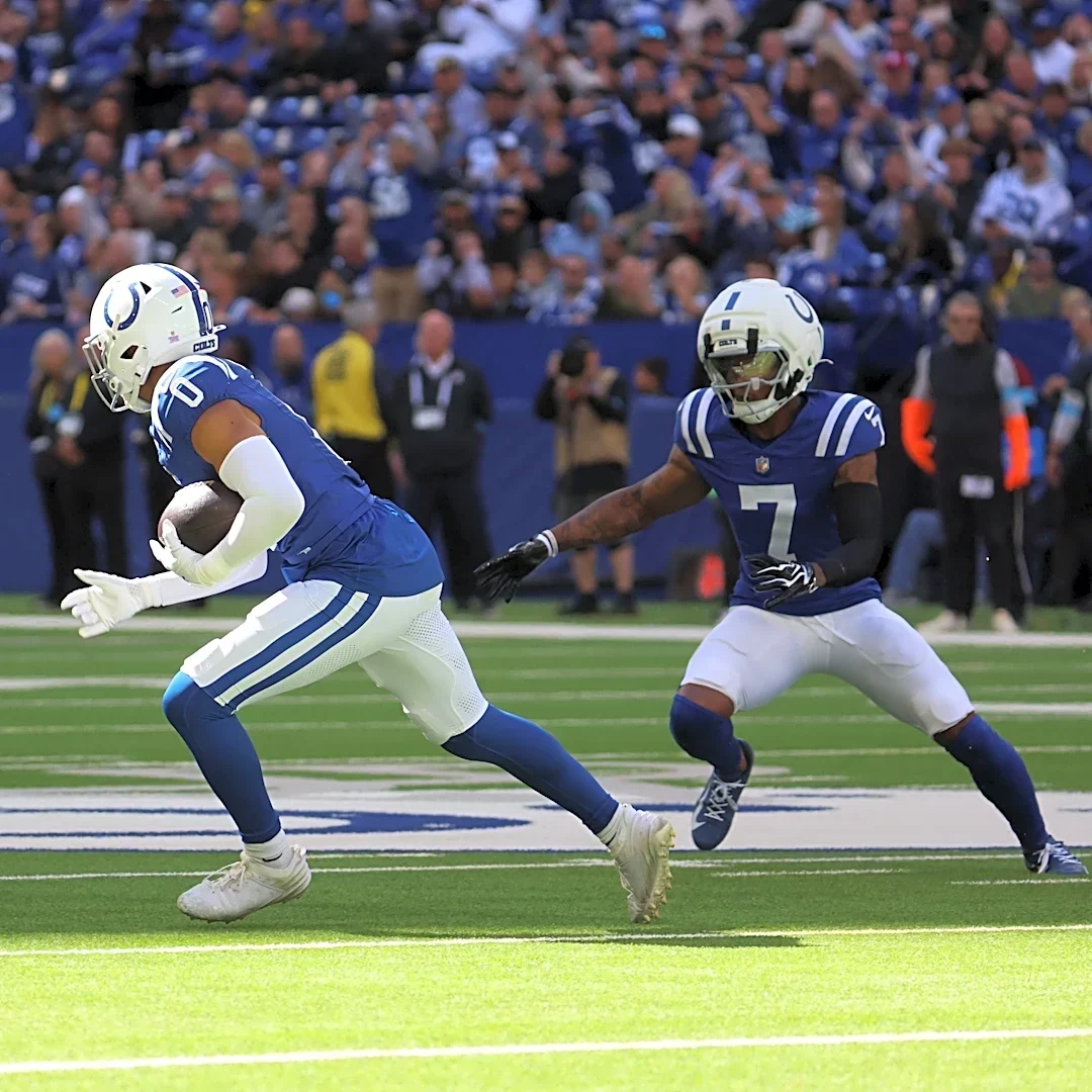 WATCH: S Cam Bynum gets first INT of season vs Titans