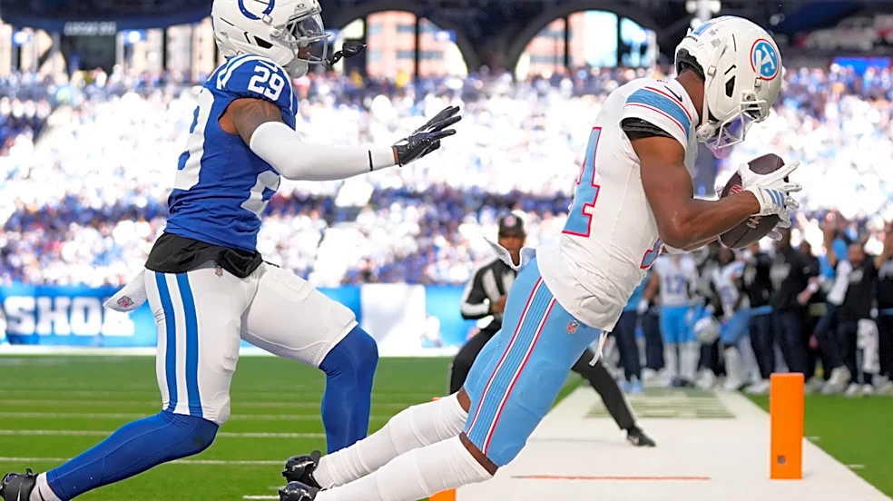Turnovers, mistakes lead to Colts' second-half collapse v. Titans