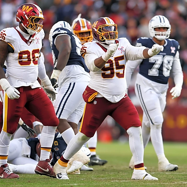 Former Commanders' 2nd-round picks heading in opposite directions after preseason opener