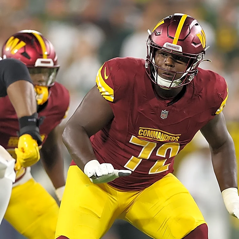 Commanders' Josh Conerly passionately defends Washington's offensive line