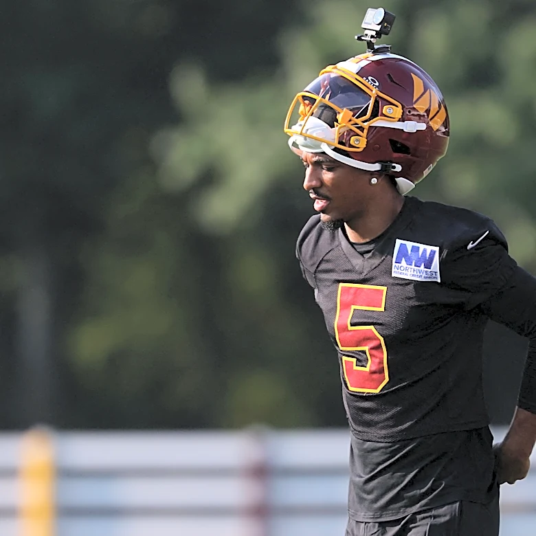 Commanders' Jayden Daniels responds to criticism