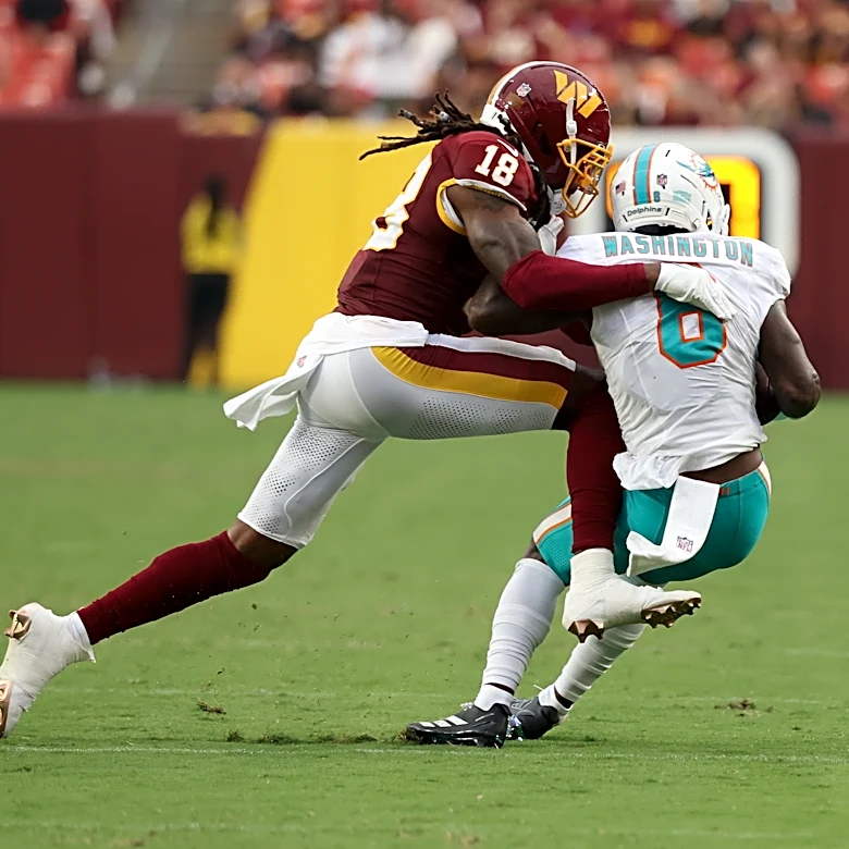 WATCH: Commanders' Tyler Owens with one of the best special teams plays you'll see