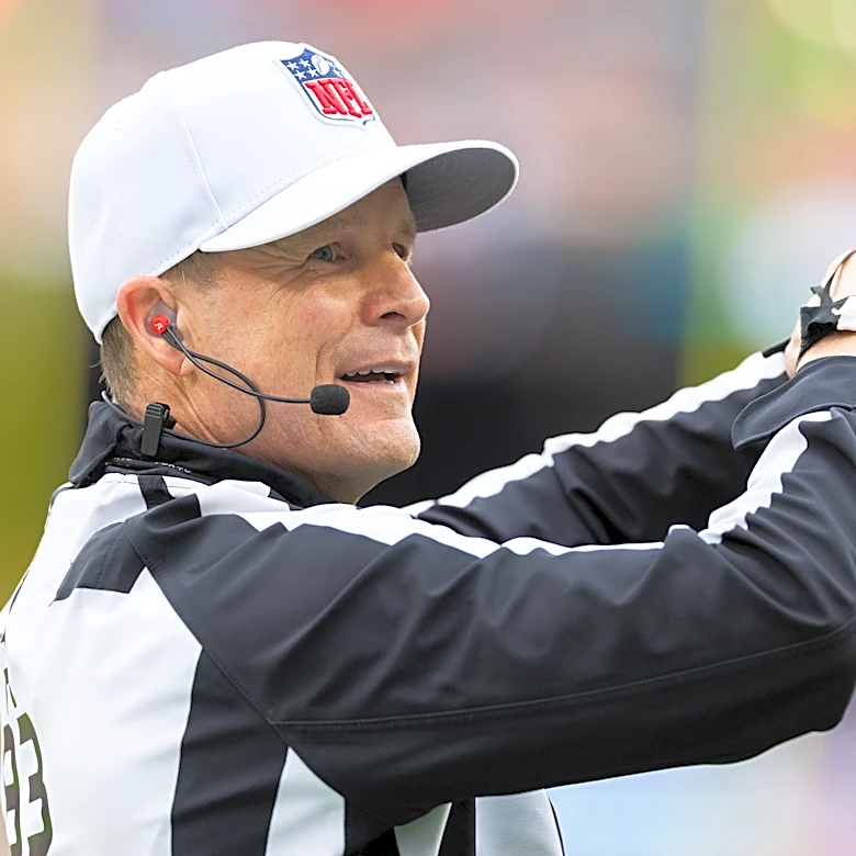 Twitter reacts to terrible call in Commanders-Cowboys game