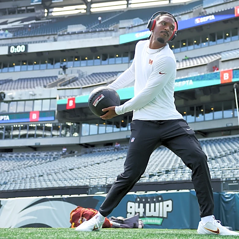 Commanders QB Jayden Daniels' elbow injury different than in 2025