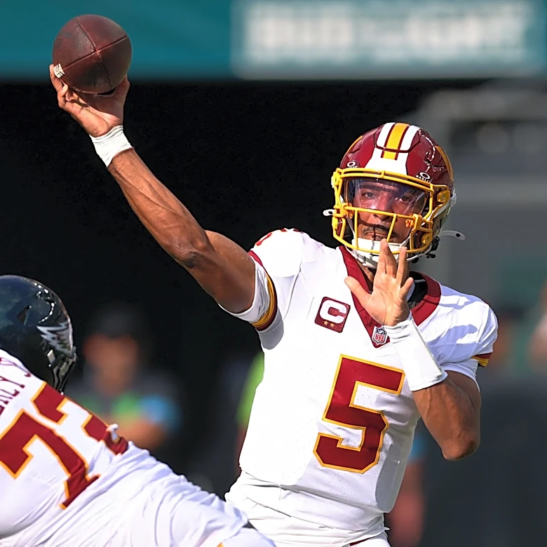 Commanders QB Jayden Daniels has perfect response about playing with brace
