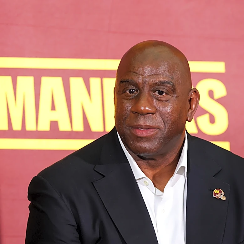 Magic Johnson critical of Commanders 'poor clock management' after tie vs Giants