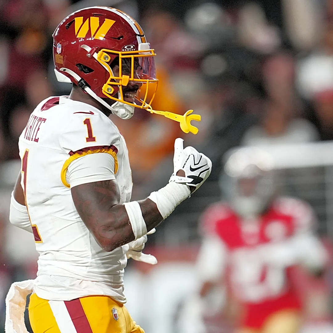 WATCH: Commanders make it one-score game on Daniels’ TD pass to White