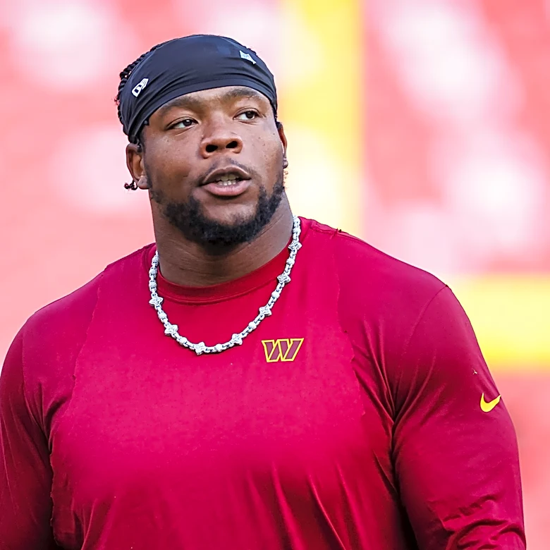 Commanders longtime starter suffers 'significant' injury on Friday