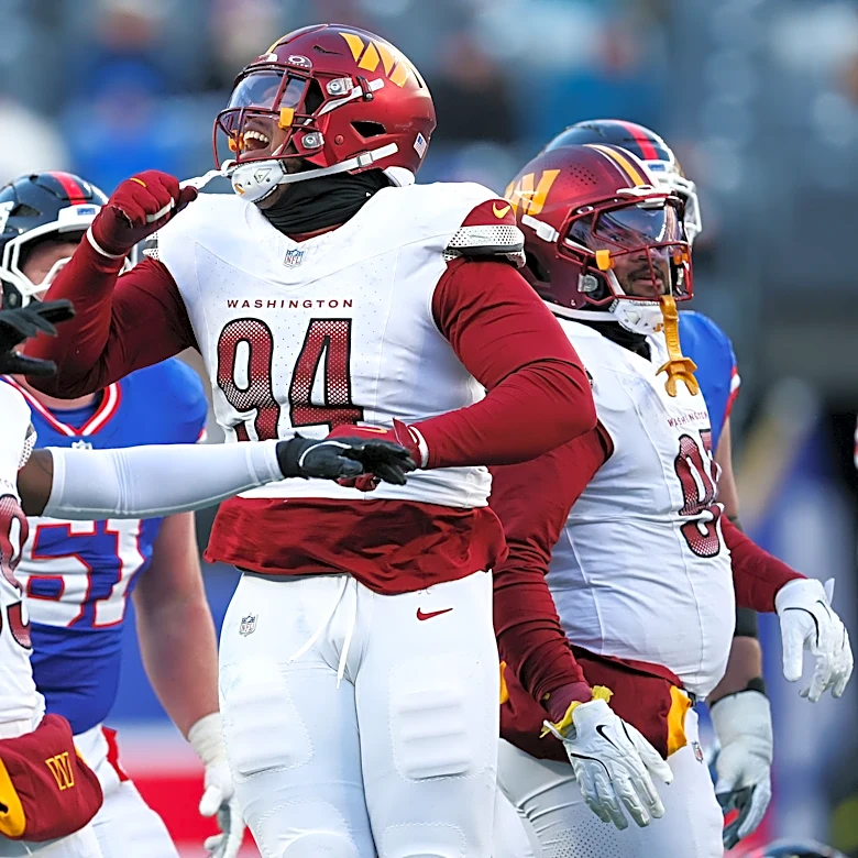Commanders' Daron Payne suffers season-ending foot fracture