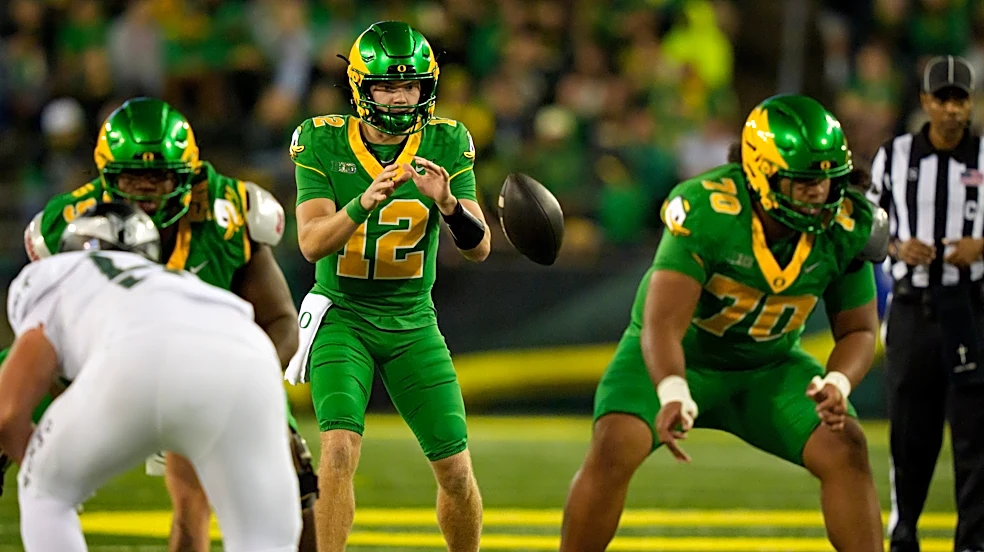 Oregon Ducks starting Brock Thomas at QB for Huskers game
