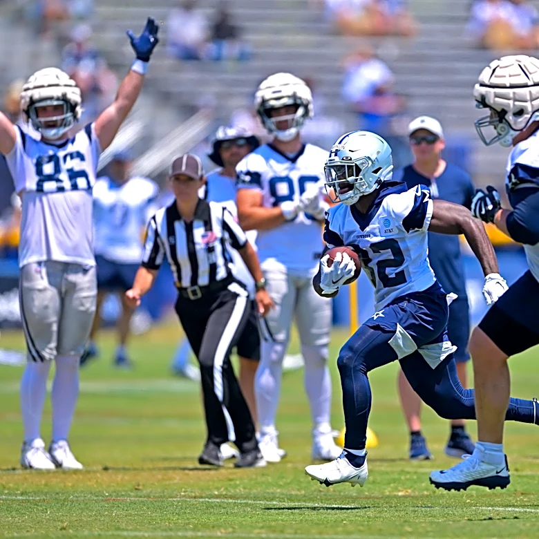 Cowboys headlines: Dallas arrives in Oxnard; Contender buzz begins