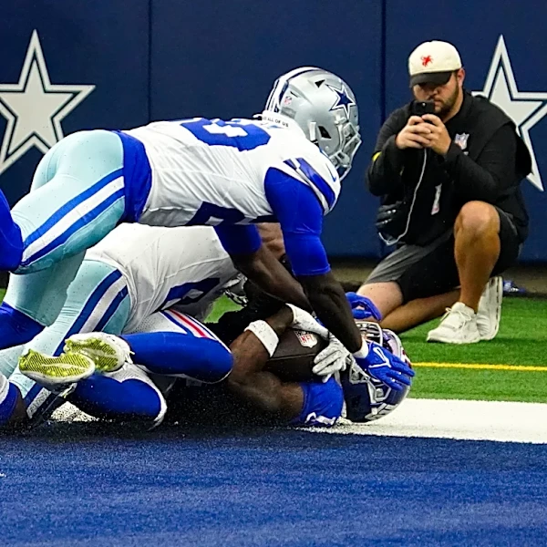 Is Giants WR Malik Nabers playing today vs Cowboys?