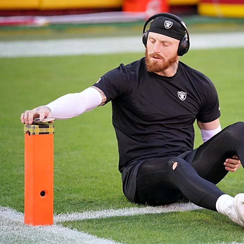 Cowboys one of 4 teams that offered 'pennies on the dollar' for Crosby
