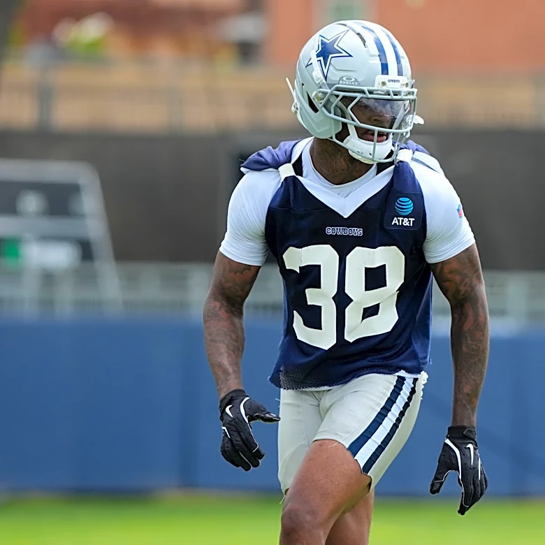 Injury Update: Cowboys safety carted off field vs Texans