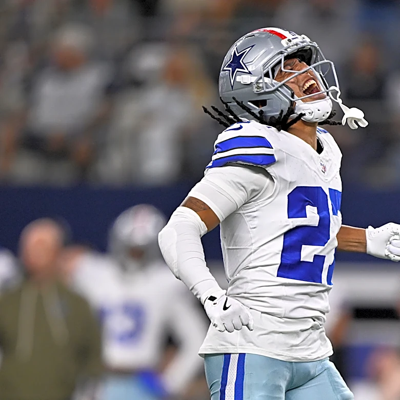 Cowboys have 2 players fined for actions in Week 4 win over Texans