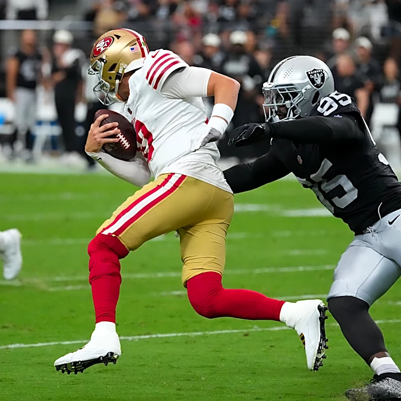 4 Cowboys trade targets at edge after S. Jones says 'Never rule it out'
