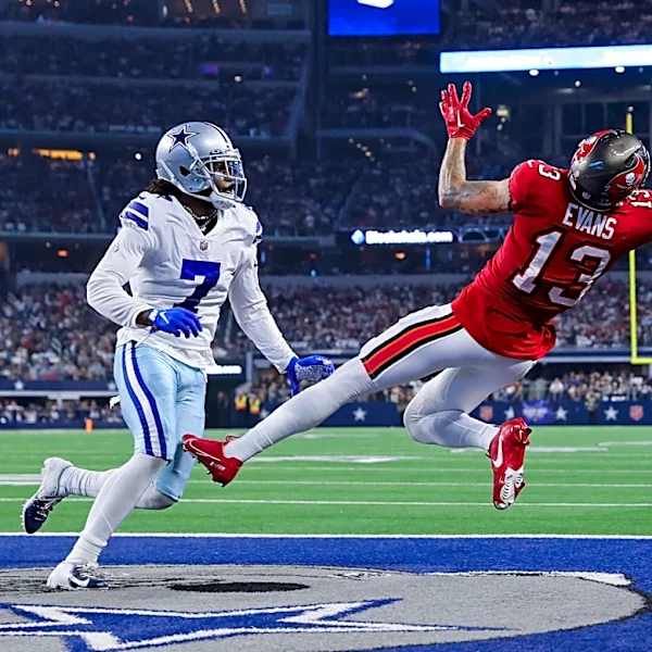 Opponent hilariously trolls former $47M Cowboys star, IN GAME!