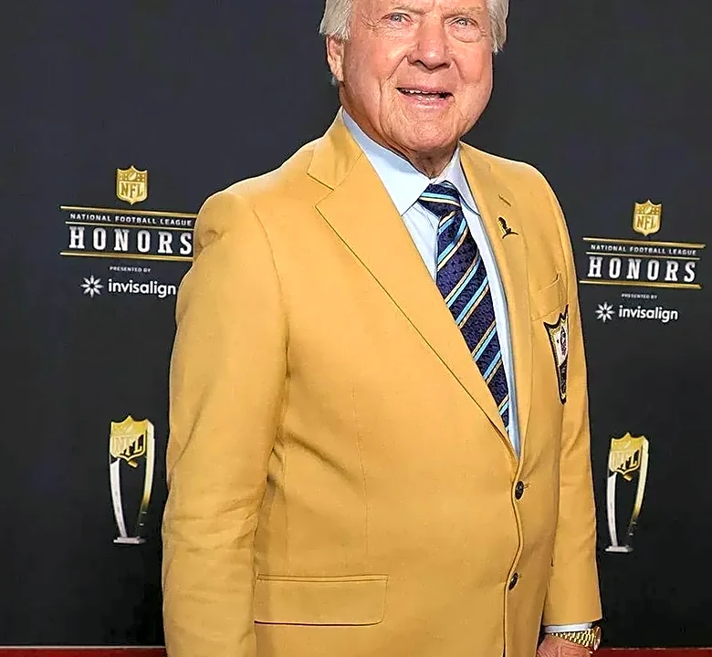 Every NFL Fan Should Know These Pro Football Hall of Fame Facts